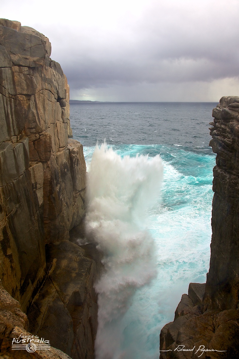 Impact d'une vague ≈ 30m de haut #2