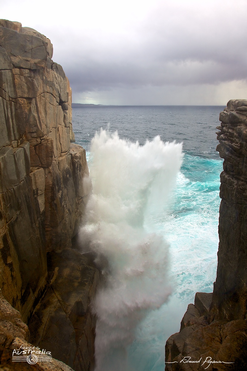 Impact d'une vague ≈ 30m de haut #3