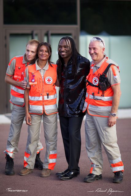 Earth, Wind & Fire • Red Cross & Tim Owens Earth, Wind & Fire • Red Cross & Tim Owens